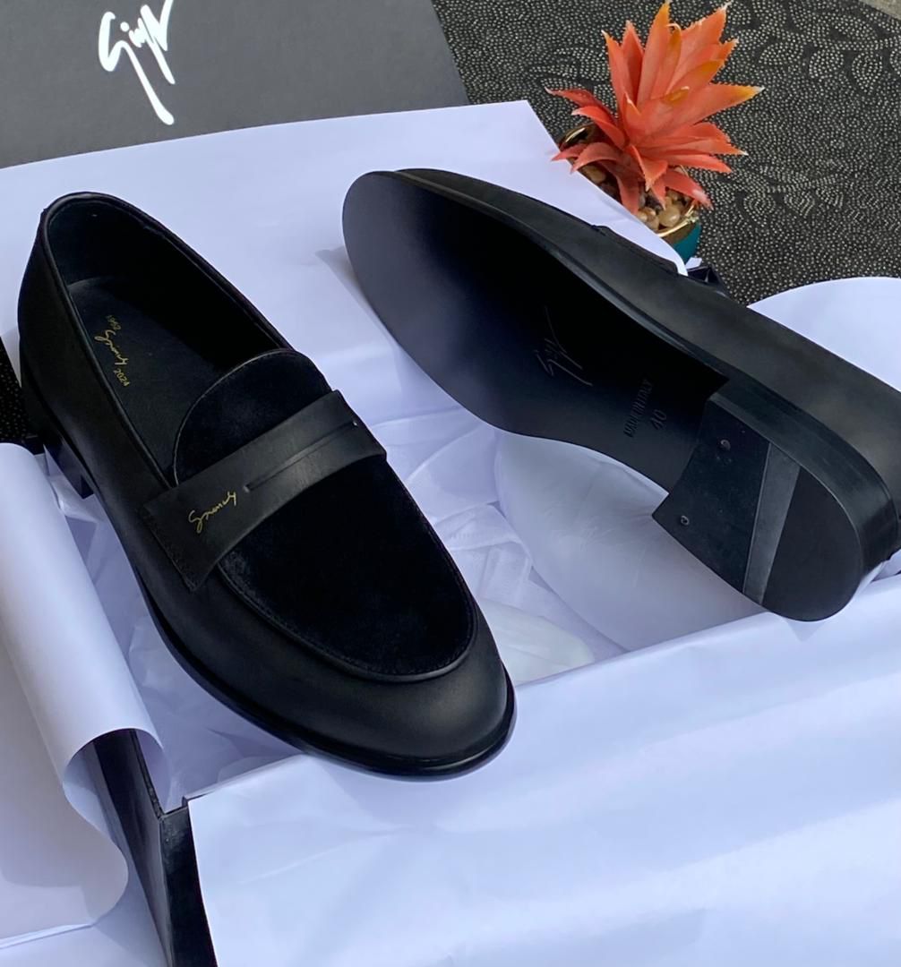 Givenchy Black Calf Leather and Suede Loafers with Logo Plaque